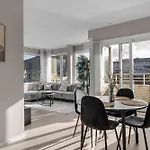 Northstay - Harbor Mountain View Apartment
