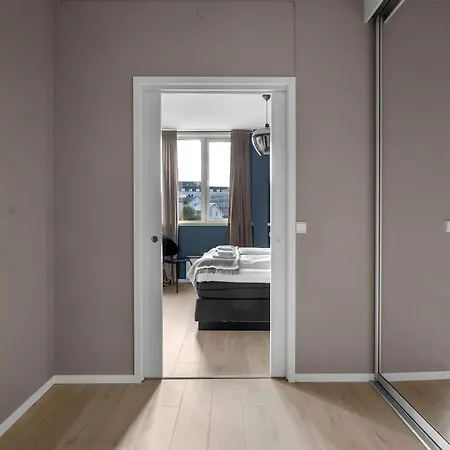 Northstay - Harbor Mountain View