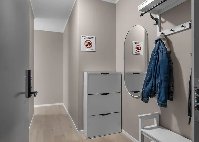 Northstay - Harbor Mountain View Тромсё