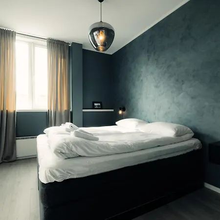 Appartement Sentrumsnaer Med Havutsikt *