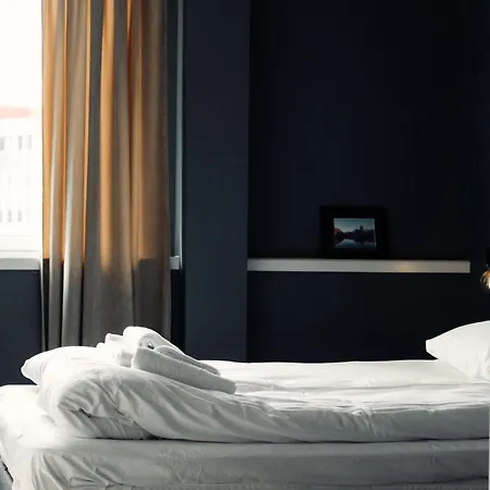 Appartement Sentrumsnaer Med Havutsikt *