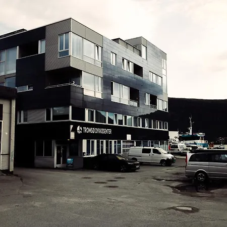 Appartement Sentrumsnaer Med Havutsikt Tromsø